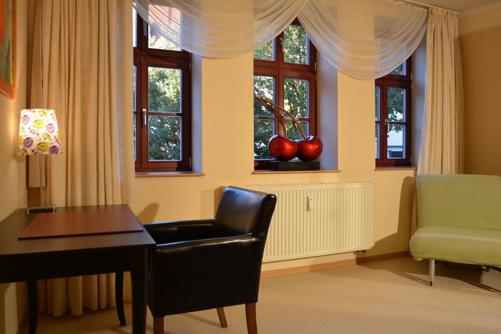 Ferienwohnung Domschatz Naumburg  Room photo